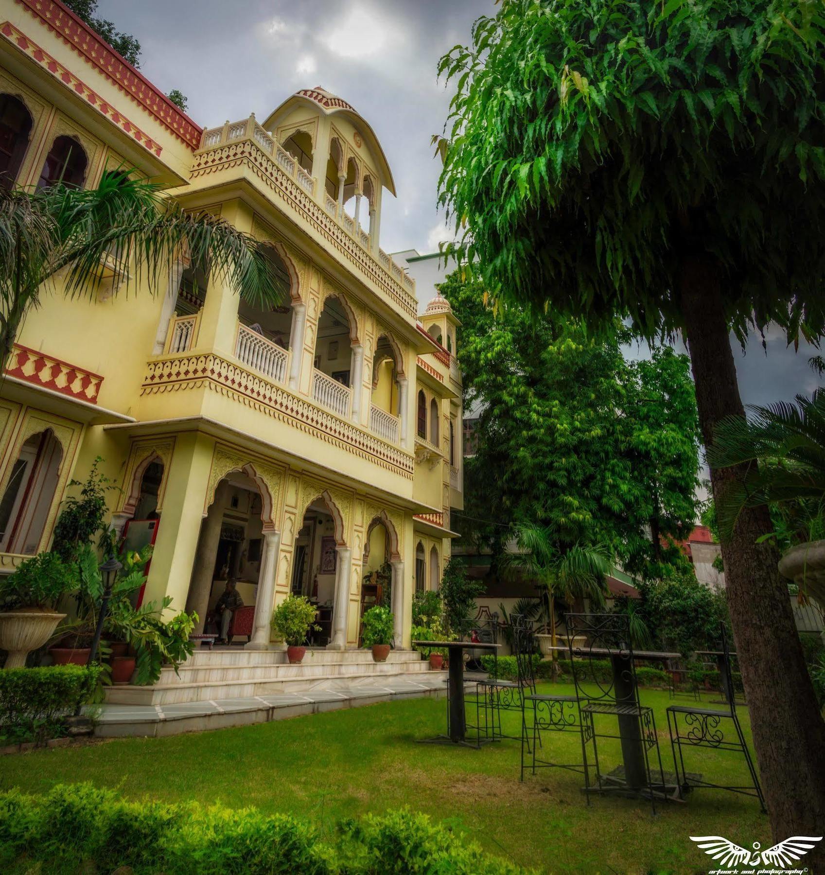 होटल Krishna Palace - A Heritage 3*